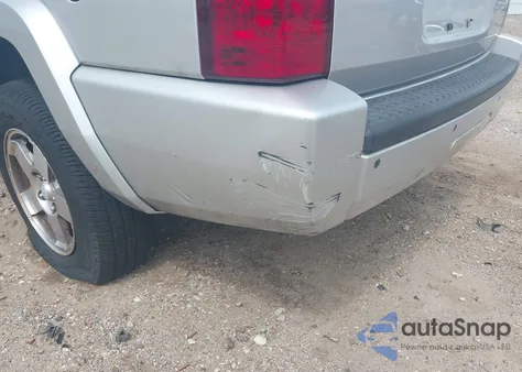 2010 Jeep Commander Sport z USA, uszkodzony, nr VIN 1J4RH4GKXAC157379